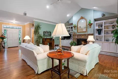 102 Maple Hill Dr, Flat Rock, NC 28731 photo 6
