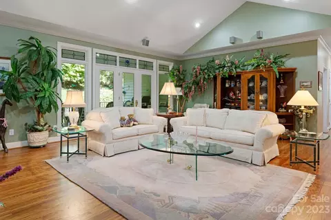 102 Maple Hill Dr, Flat Rock, NC 28731 photo 8
