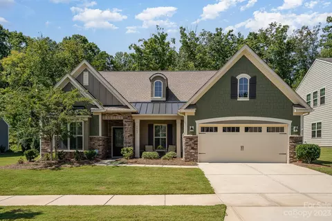5068 Samoa Ridge Dr, Lancaster, SC 29720