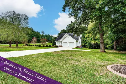 1544 Mcdaniel Dr, Asheboro, NC 27205