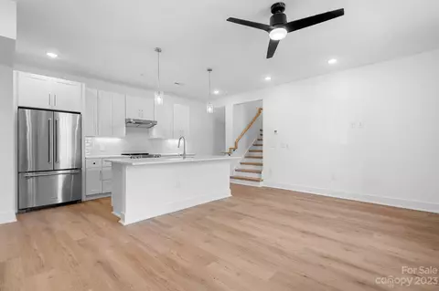 201 Grandin 14 Rd #14, Charlotte, NC 28208