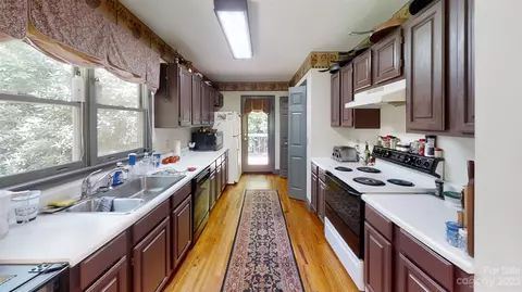 129 Falling Spring Rd, Clyde, NC 28721 photo 29