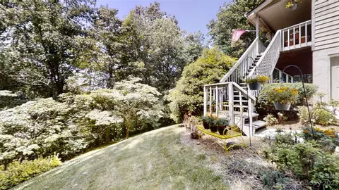 129 Falling Spring Rd, Clyde, NC 28721 photo 5