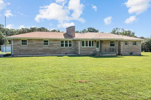 145 Derek Dr, Salisbury, NC 28146 photo 2