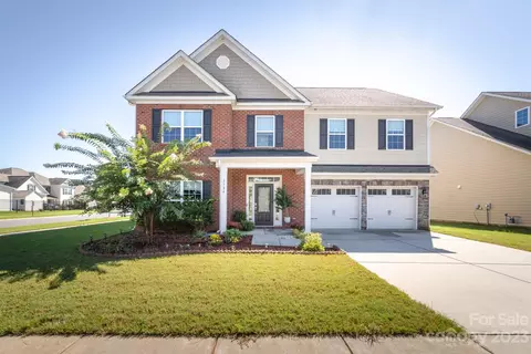 3724 Franklin Meadows Dr, Matthews, NC 28105