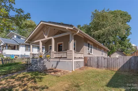 174 Hudson St, Asheville, NC 28806