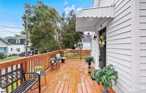 108 Hampton St, Chester, SC 29706 photo 3