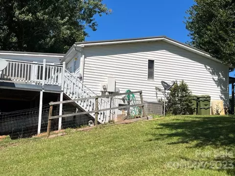 191 Red Rock Ln, Mill Spring, NC 28756 photo 10
