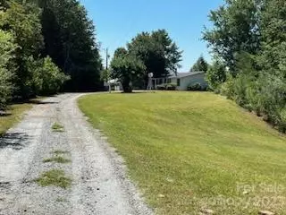 191 Red Rock Ln, Mill Spring, NC 28756 photo 38
