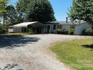 191 Red Rock Ln, Mill Spring, NC 28756 photo 9