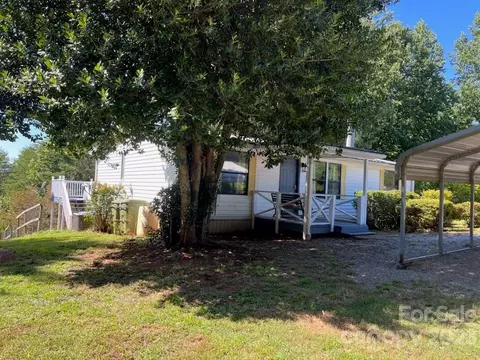 191 Red Rock Ln, Mill Spring, NC 28756 photo 8