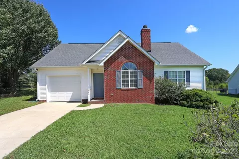 1043 Ridgefield Cir, Indian Trail, NC 28079