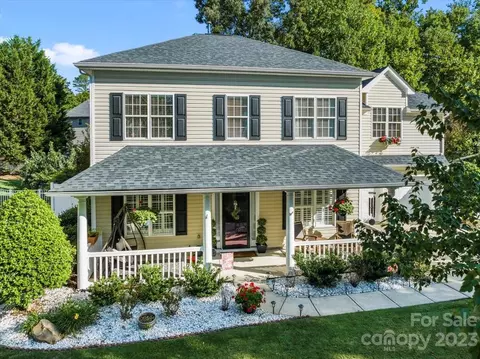 9611 Willow Leaf Ln, Cornelius, NC 28031 photo 2