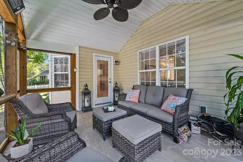 9611 Willow Leaf Ln, Cornelius, NC 28031 photo 43