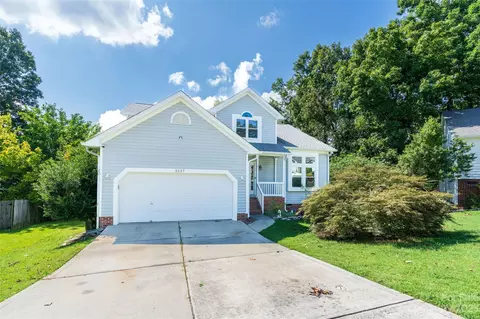 3237 Rheinwood Ct, Matthews, NC 28105