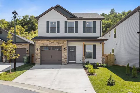507 Cardwell Ln, Fletcher, NC 28732