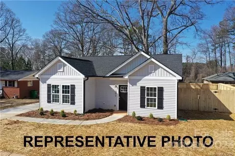 1134 Gaston Ave, Gastonia, NC 28052