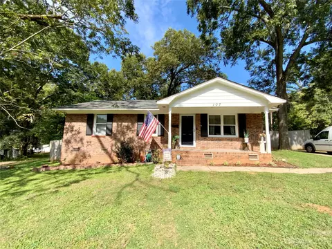107 Lowry Row, York, SC 29745