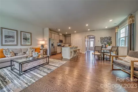 6019 Chelsea Oaks 2085 Rdg #2085, Tega Cay, SC 29708