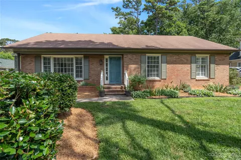 7513 Surreywood Pl, Charlotte, NC 28270