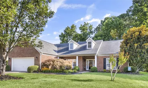 4219 Nathaniel Glen Ct, Matthews, NC 28105