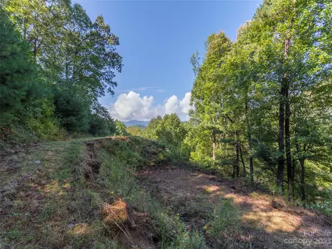 120 Walnut Ridge Dr, Clyde, NC 28721 photo 6