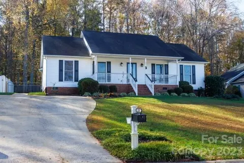 2235 Crosstrail Rdg, Rock Hill, SC 29732