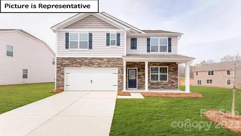 3841 Rosewood Dr, Mount Holly, NC 28120