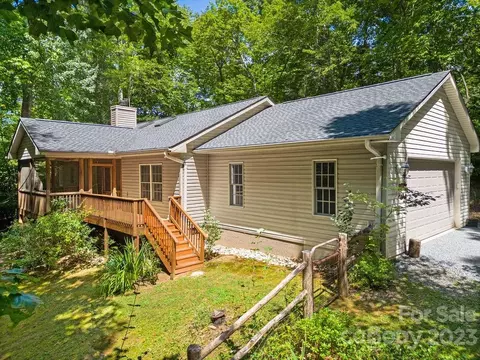 37 Spring Valley Rd, Pisgah Forest, NC 28768