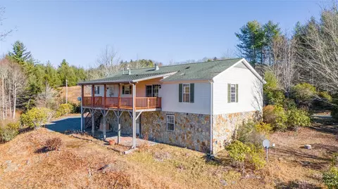 6376 Rhododendron Run, Newland, NC 28657