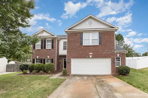 161 Ashton Woods Ct, Mount Holly, NC 28120