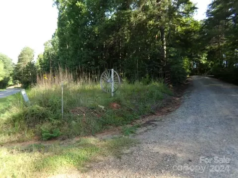 State Line Road, Mooresboro, NC 28114