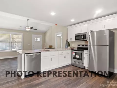 112 Dye St, Clover, SC 29710 photo 9