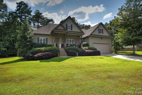 5736 Cedar Run Dr, Denver, NC 28037