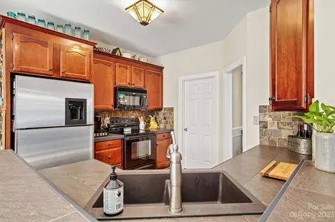 5736 Cedar Run Dr, Denver, NC 28037 photo 13