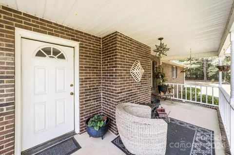 1672 Shearers Rd, Davidson, NC 28036 photo 4