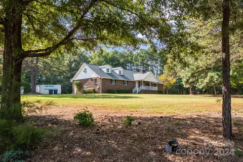1672 Shearers Rd, Davidson, NC 28036 photo 11