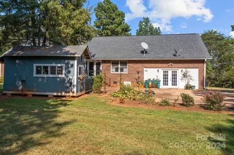 1672 Shearers Rd, Davidson, NC 28036 photo 9