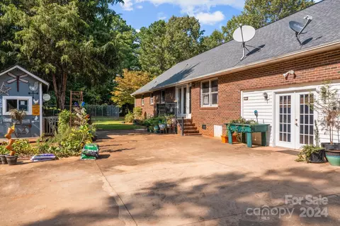 1672 Shearers Rd, Davidson, NC 28036 photo 14