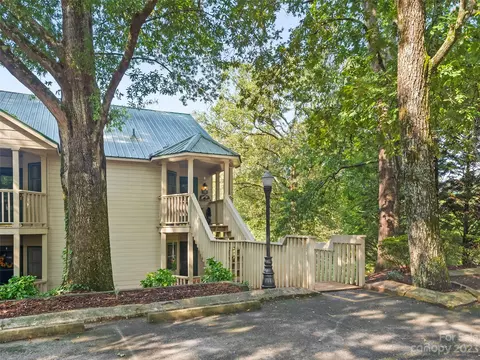 160 Whitney 33 Blvd #33, Lake Lure, NC 28746