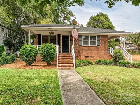 2113 Lombardy Cir, Charlotte, NC 28203