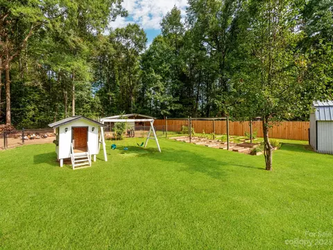 2480 Cimarron Cir, Midland, NC 28107 photo 29