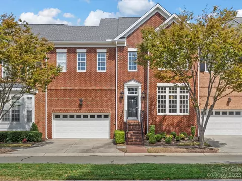 7422 Wisley Blvd, Charlotte, NC 28226