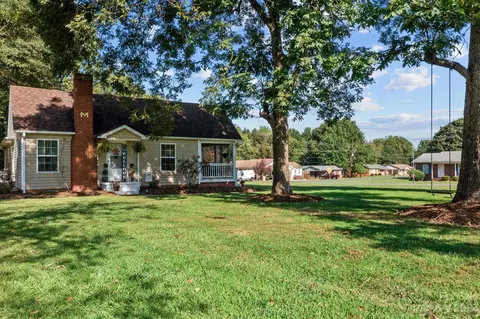 555 Palmer Rd, Rockwell, NC 28138