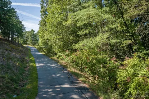 3953 Skyline 5 Dr #5, Morganton, NC 28655