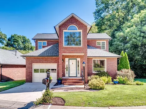 260 Morrow Ne Ct NE, Concord, NC 28025