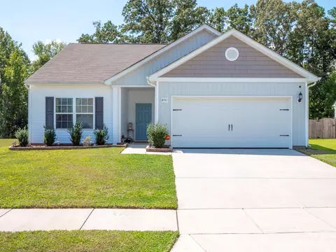 8513 Ballard Hills Ct, Charlotte, NC 28215