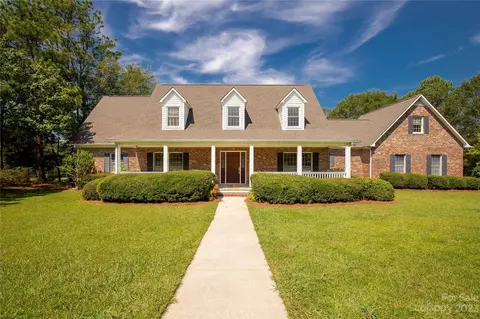 278 N Corner Estates Rd, Lancaster, SC 29720