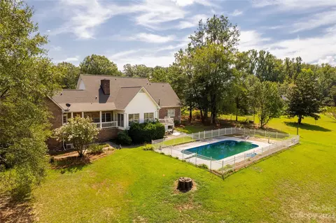 278 N Corner Estates Rd, Lancaster, SC 29720 photo 9