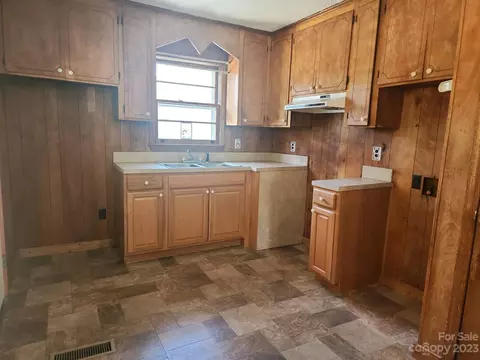 2997 Youngs Bridge Rd, Bethune, SC 29009 photo 10